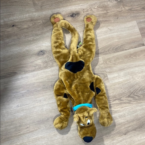 Scooby Doo Vintage Brown Plush Stuffed Animal lying flat - Picture 2 of 13